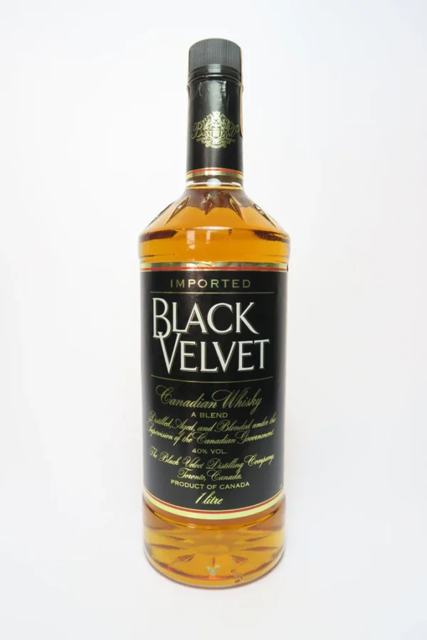 Black Velvet Blended Canadian Whisky - Distilled 1985 (40%, 75cl)